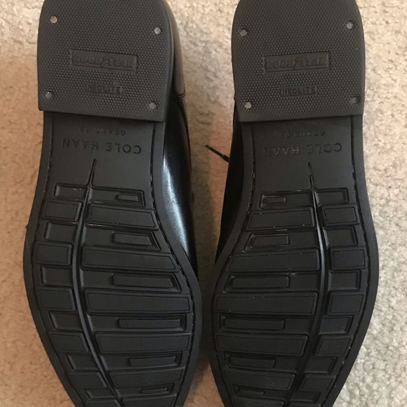 Cole Haan Jay Grand Apron Oxford. Size 8W (Wide) main image 2